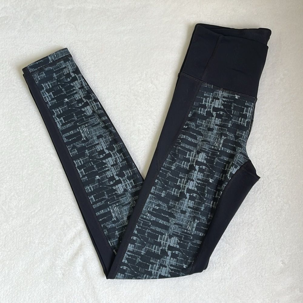 Under Armour Women’s Athletic Leggings Size XS